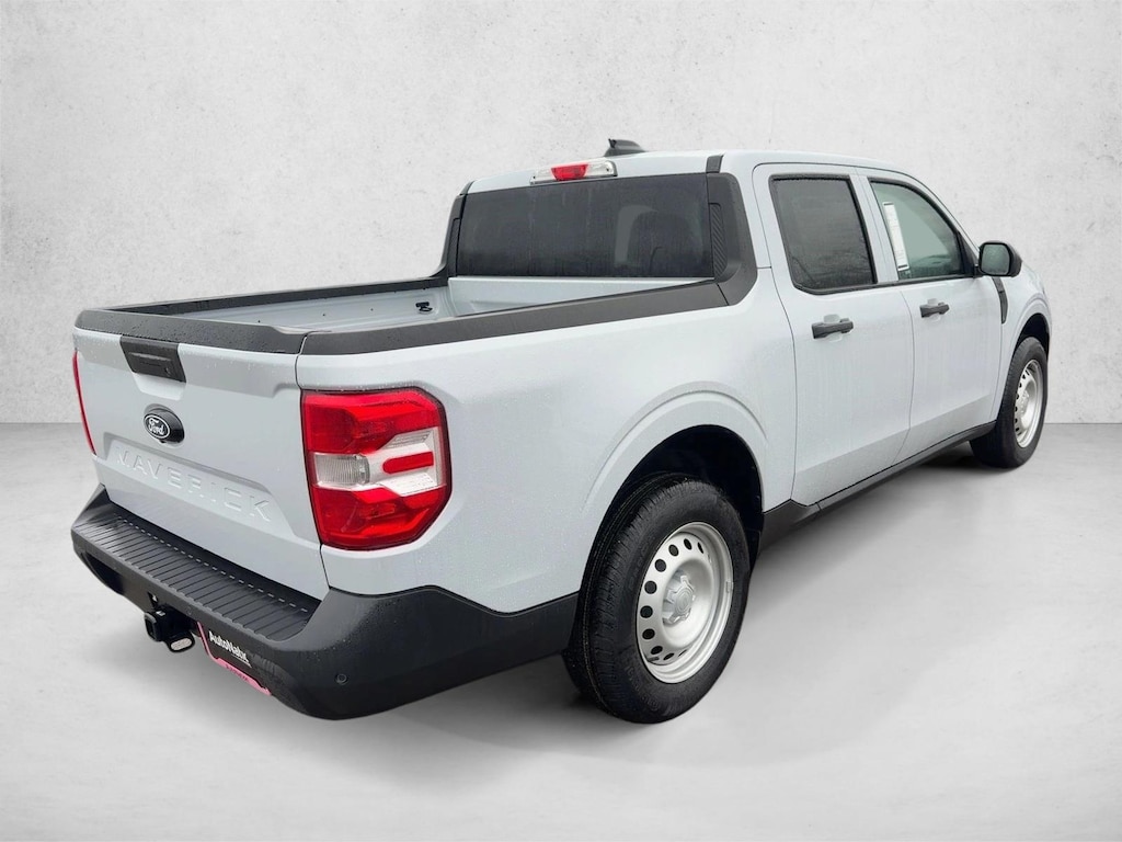 New 2025 Ford Maverick XL Truck SuperCrew