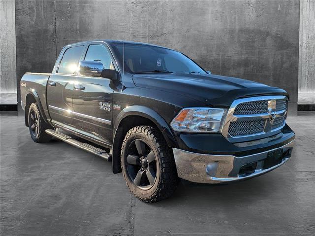 2018 Ram 1500 SLT photo 3