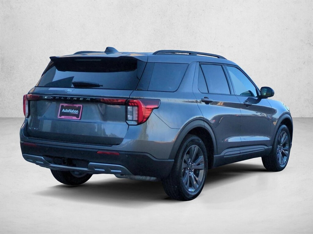 New 2027 Ford Explorer Active w/200A Pkg SUV
