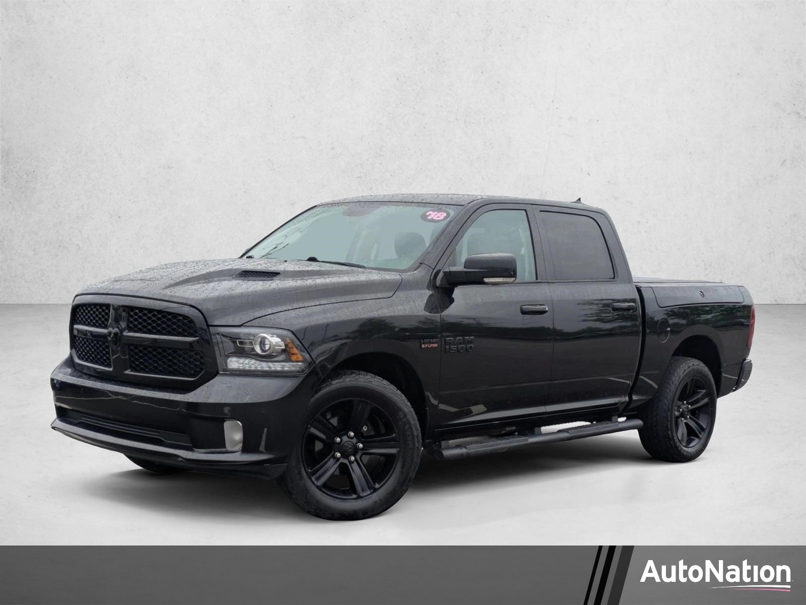 2018 RAM 1500 Night 4x4 Crew Cab 5'7's photo