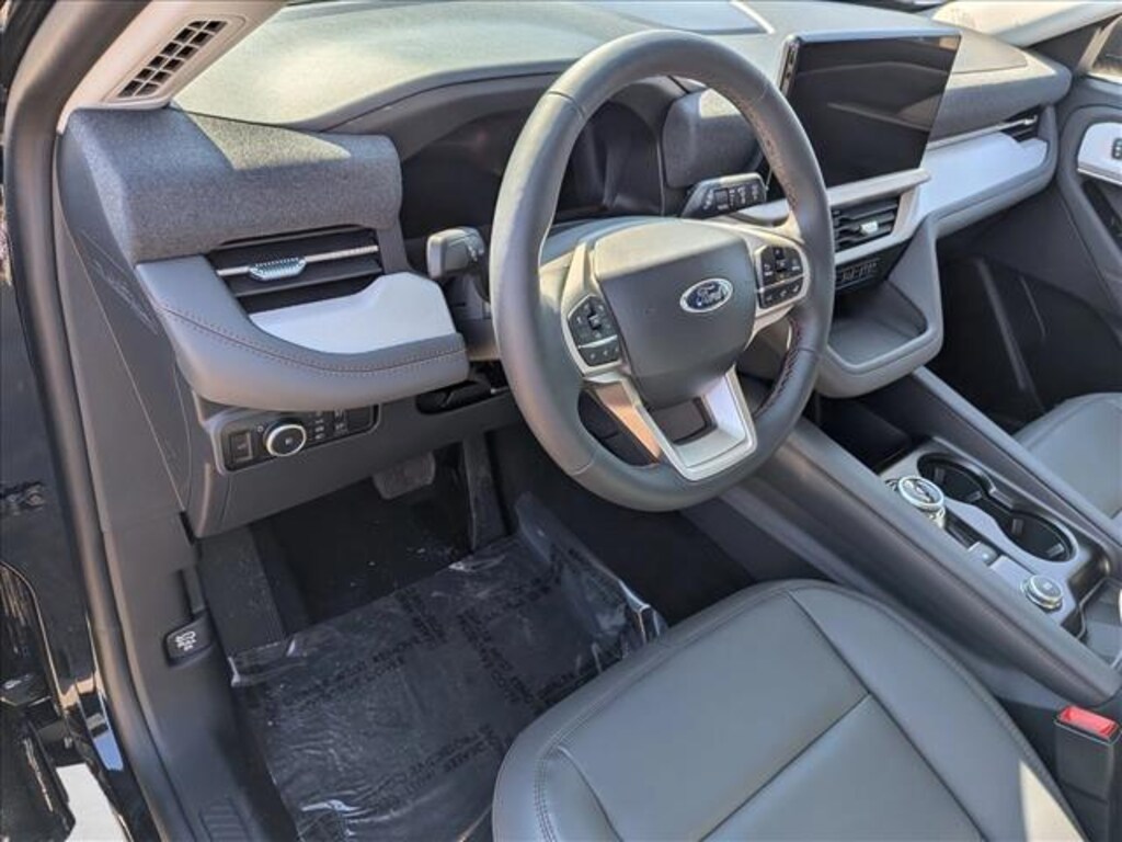 New 2026 Ford Explorer Active w/100A Pkg SUV