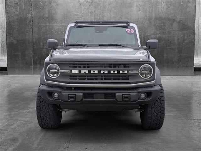 2023 Ford Bronco Black Diamond photo 2