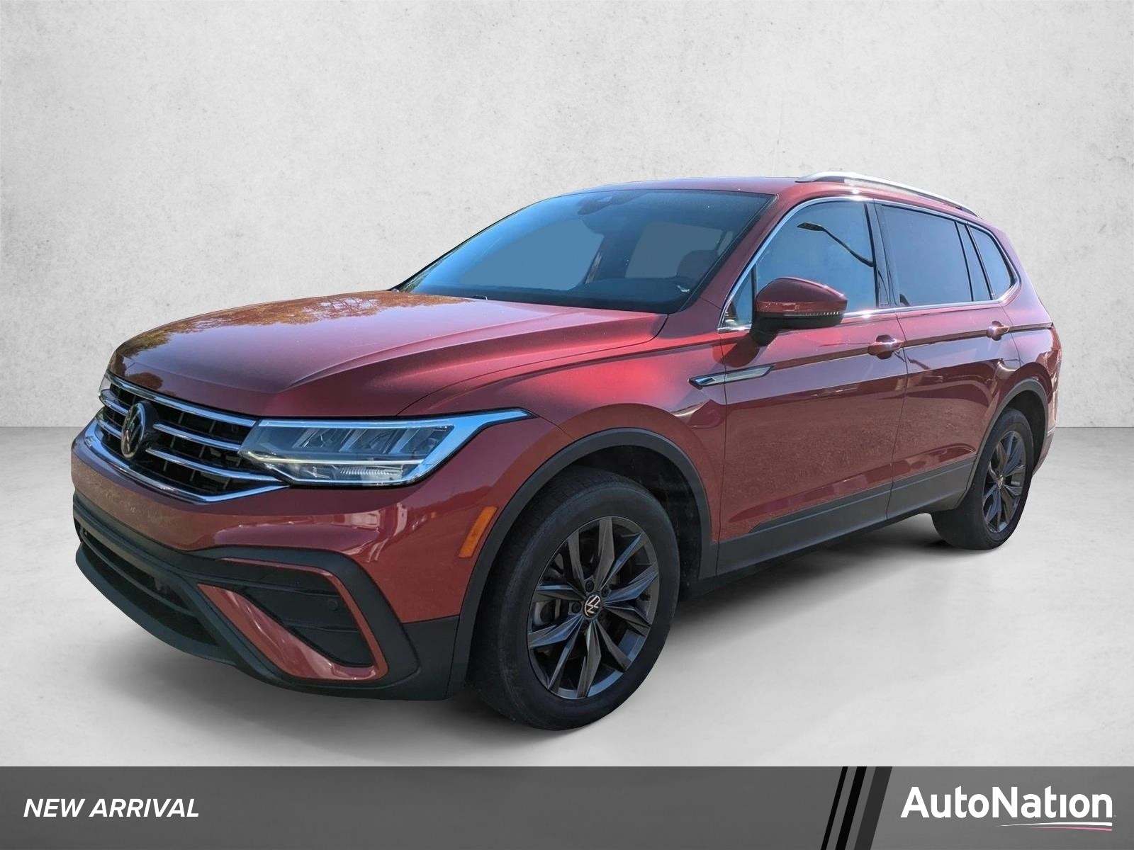 2022 Volkswagen Tiguan 2.0T SE 4Motion's photo