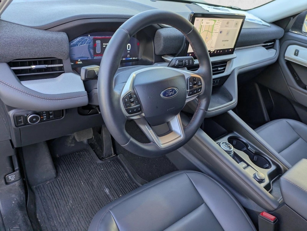 New 2026 Ford Explorer Active w/100A Pkg SUV