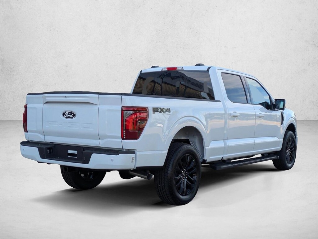 New 2026 Ford F-150 LARIAT Truck SuperCrew Cab