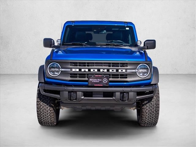 2021 Ford Bronco Black Diamond photo 2