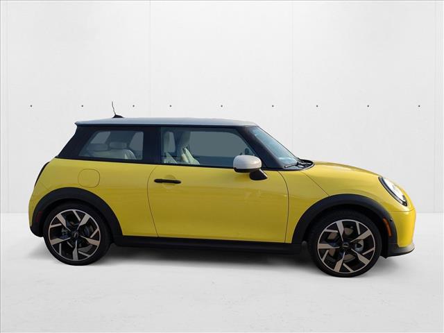 2025 Mini Cooper 2 Door Hardtop S photo 4