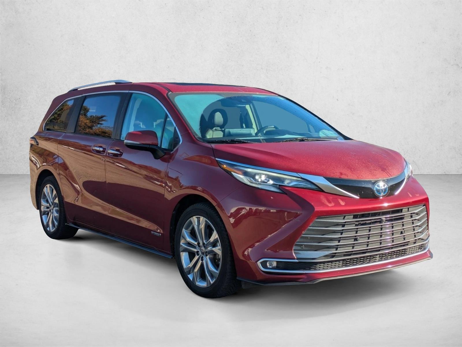 Used 2021 Toyota Sienna Platinum Van