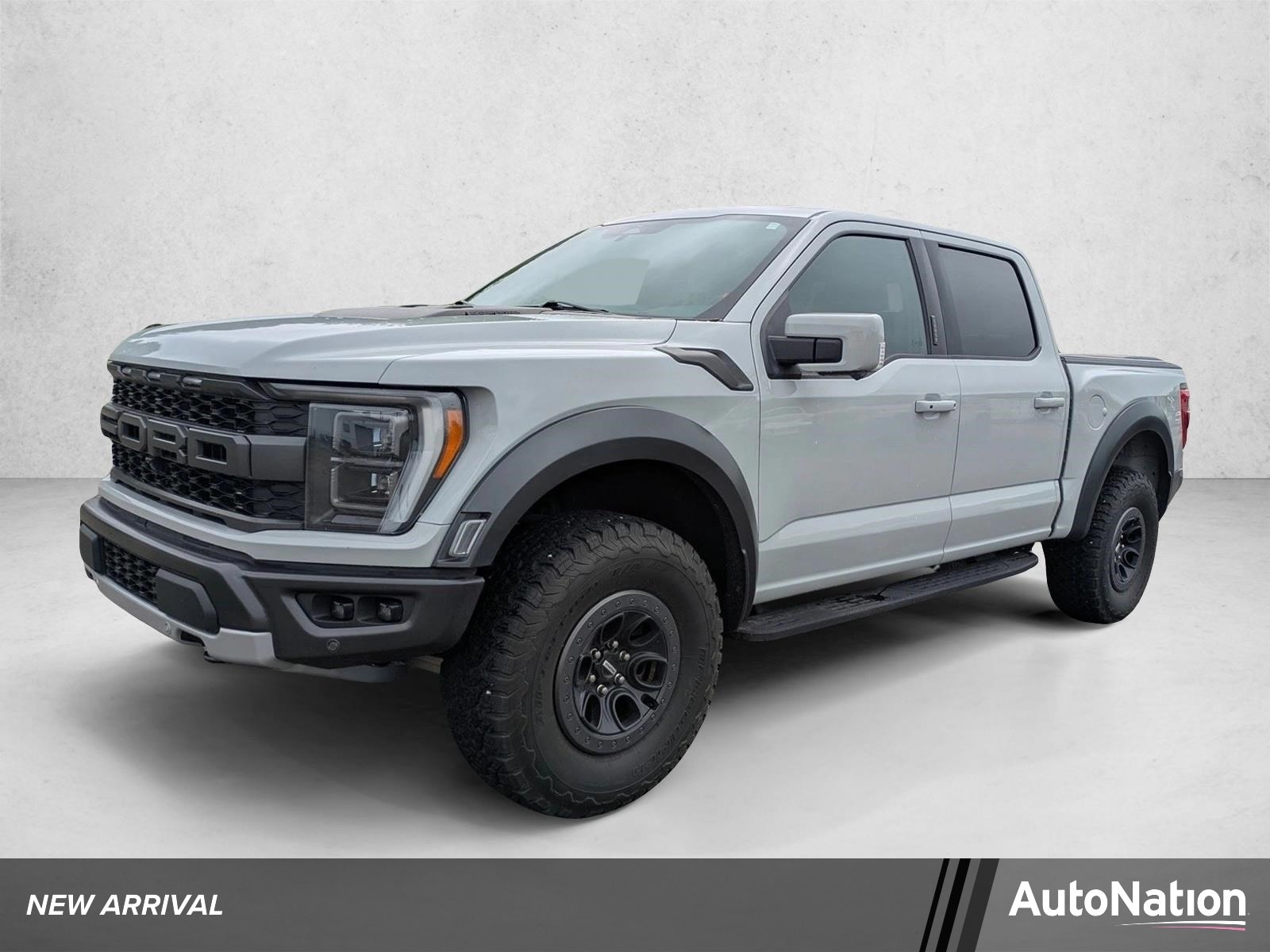 2023 Ford F-150 Raptor 4x4 SuperCrew 5-1/2 Box's photo