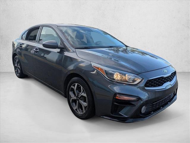 2019 Kia Forte LXS photo 3