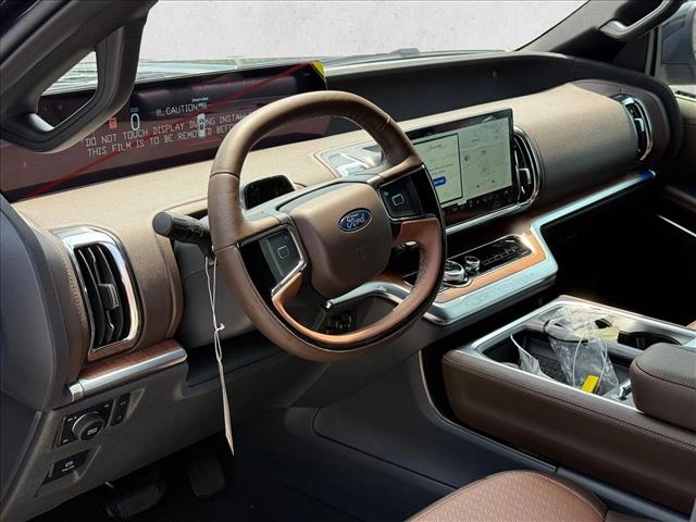 2025 Ford Expedition MAX King Ranch photo 3