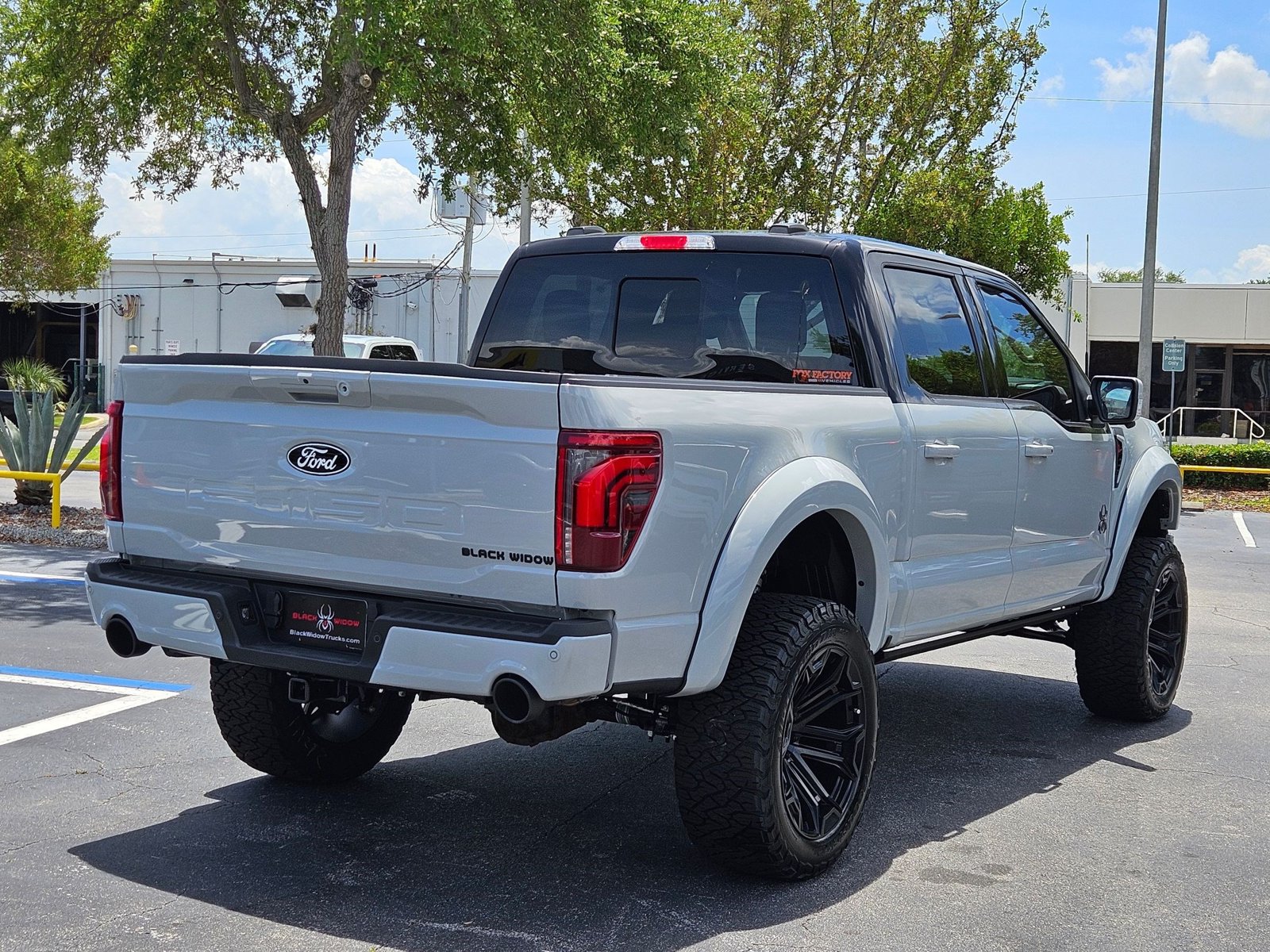New 2026 Ford F-150 LARIAT Truck SuperCrew Cab