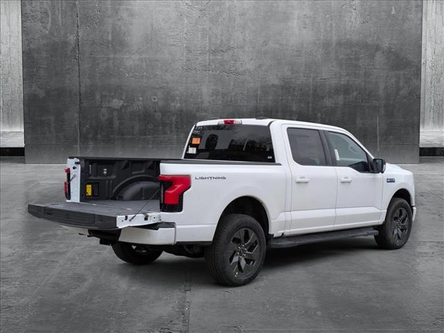 2025 Ford F-150 Lightning photo 2