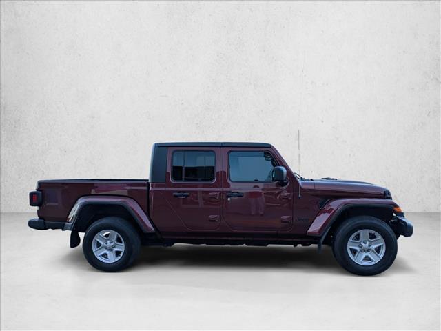 2022 Jeep Gladiator Sport S photo 4