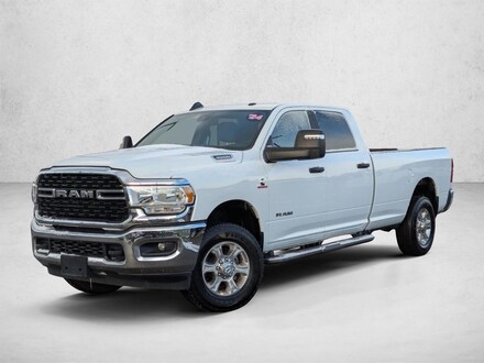 2024 Ram 3500 Big Horn Truck Crew Cab