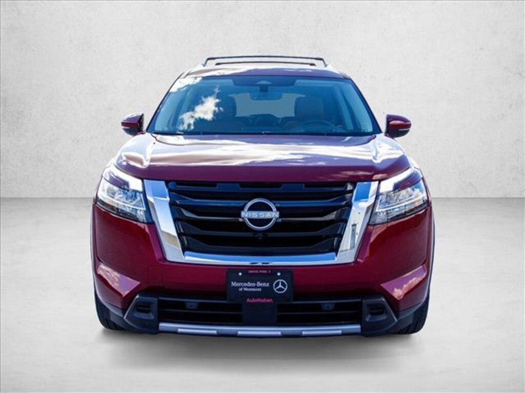 Used 2023 Nissan Pathfinder Platinum SUV