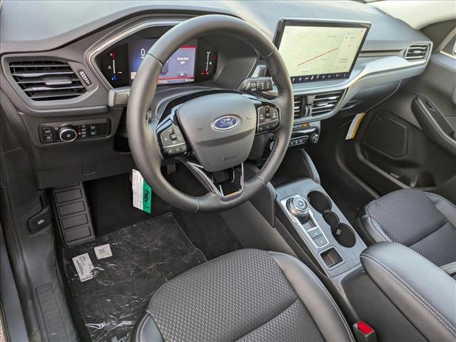 2025 Ford Escape photo 2