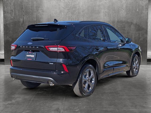 2024 Ford Escape ST-Line photo 2