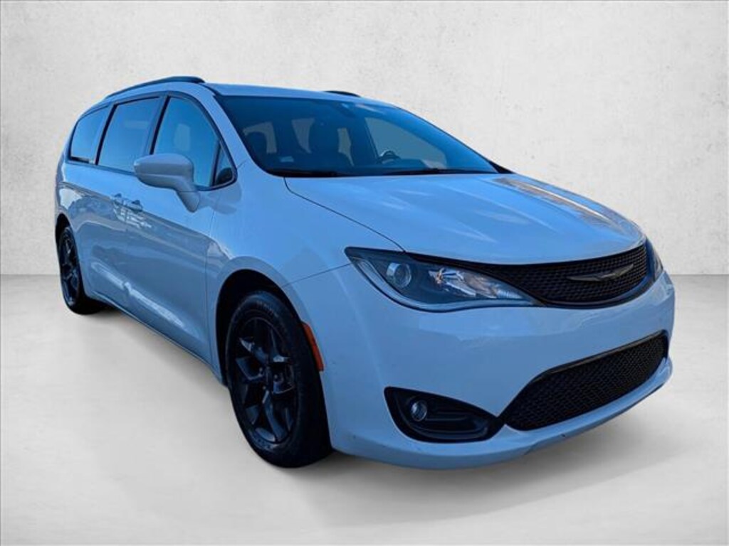 Used 2019 Chrysler Pacifica Touring L Plus Van Passenger Van