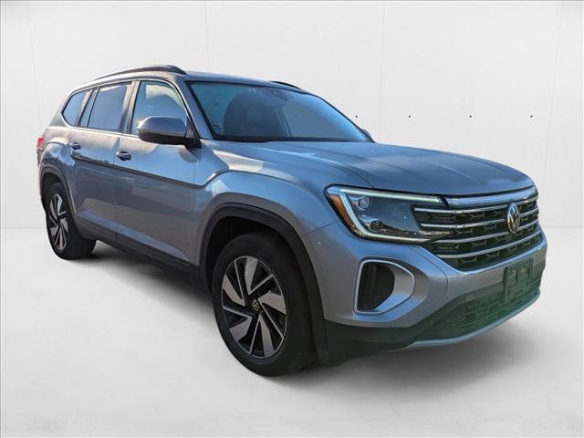 2024 Volkswagen Atlas SE Technology photo 3