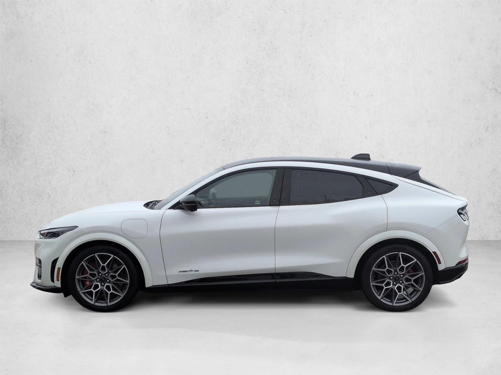 2025 Ford Mustang Mach-E GT - Photo 5