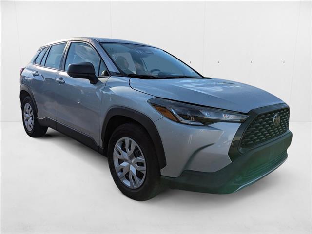 2024 Toyota Corolla Cross L photo 3