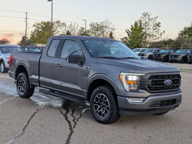 2023 Ford F-150 XLT photo 3