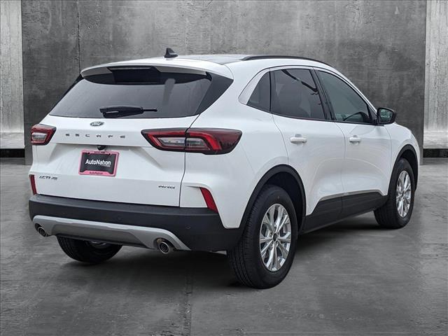2024 Ford Escape Active photo 2