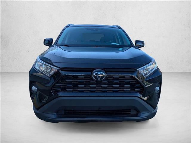 2021 Toyota RAV4 XLE photo 2