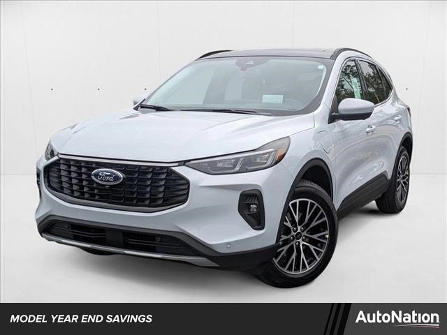 2025 Ford Escape PHEV's photo