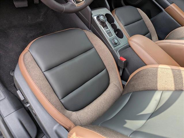 2025 Ford Bronco Sport Outer Banks photo 3