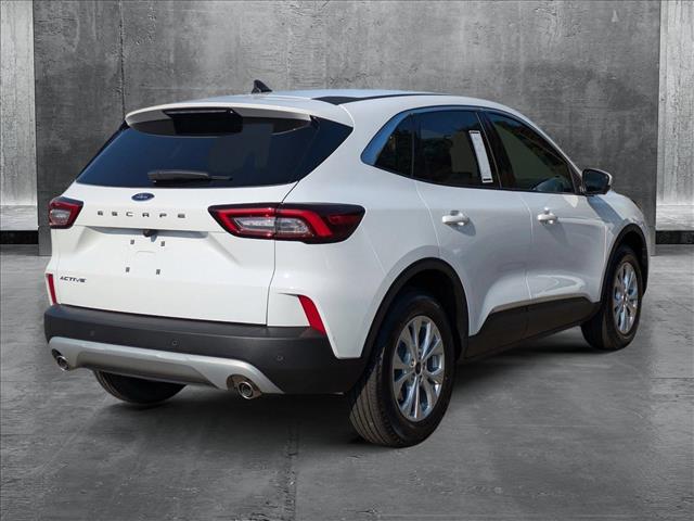 2024 Ford Escape Active photo 2