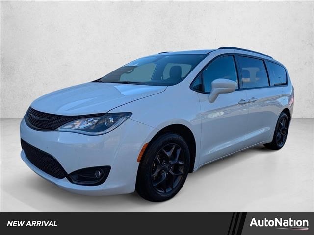 2019 Chrysler Pacifica Touring L Plus