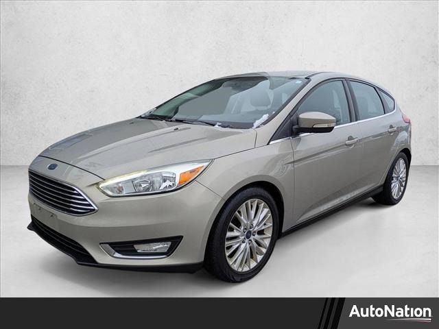 2015 Ford Focus Titanium's photo