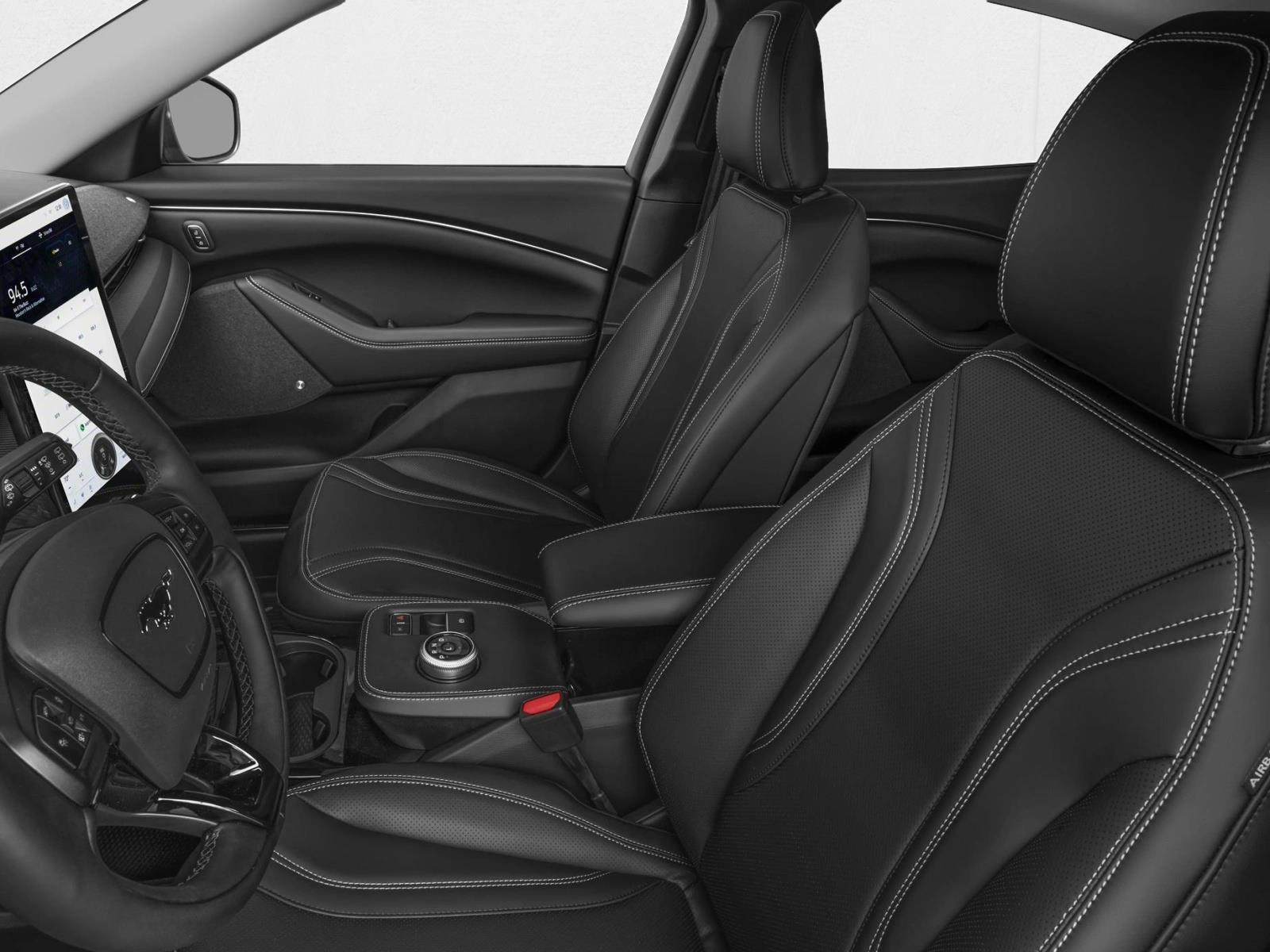 2025 Ford Mustang Mach-E Premium - Photo 6