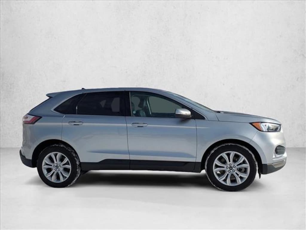 Used 2024 Ford Edge Titanium SUV