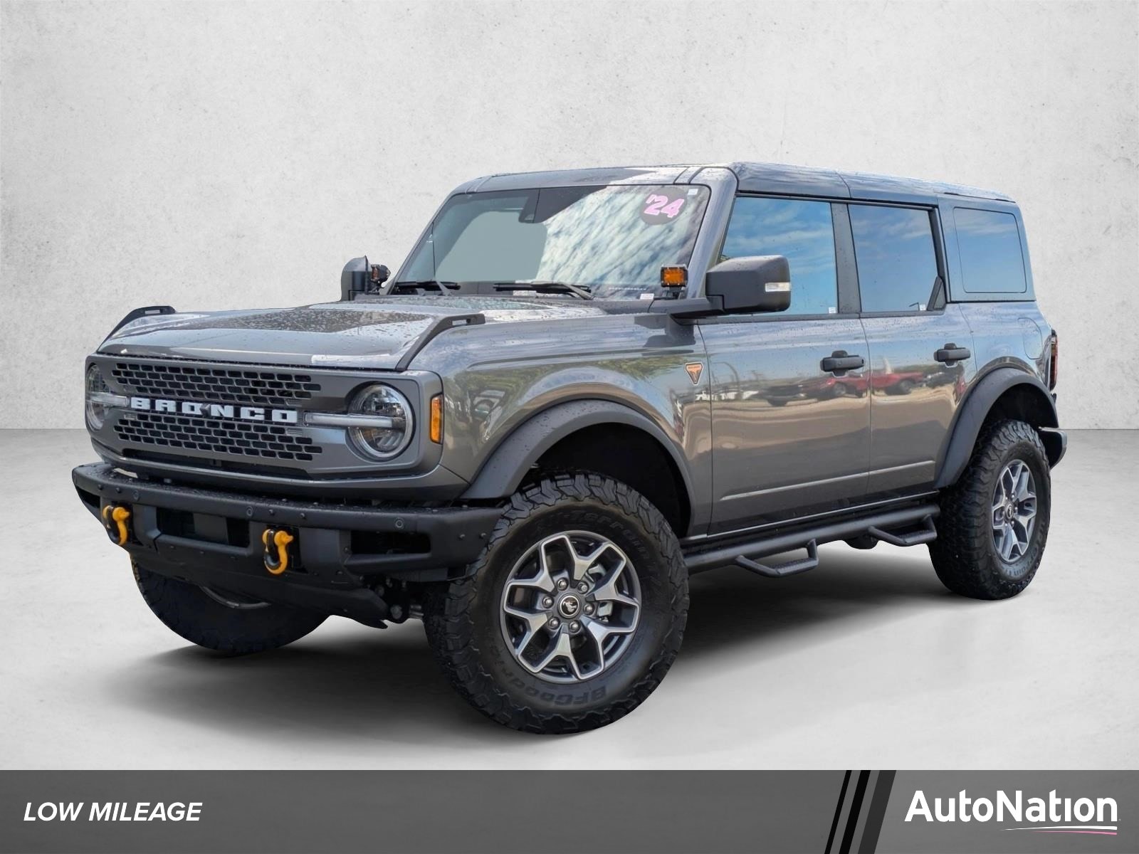 2024 Ford Bronco Badlands 4x4's photo