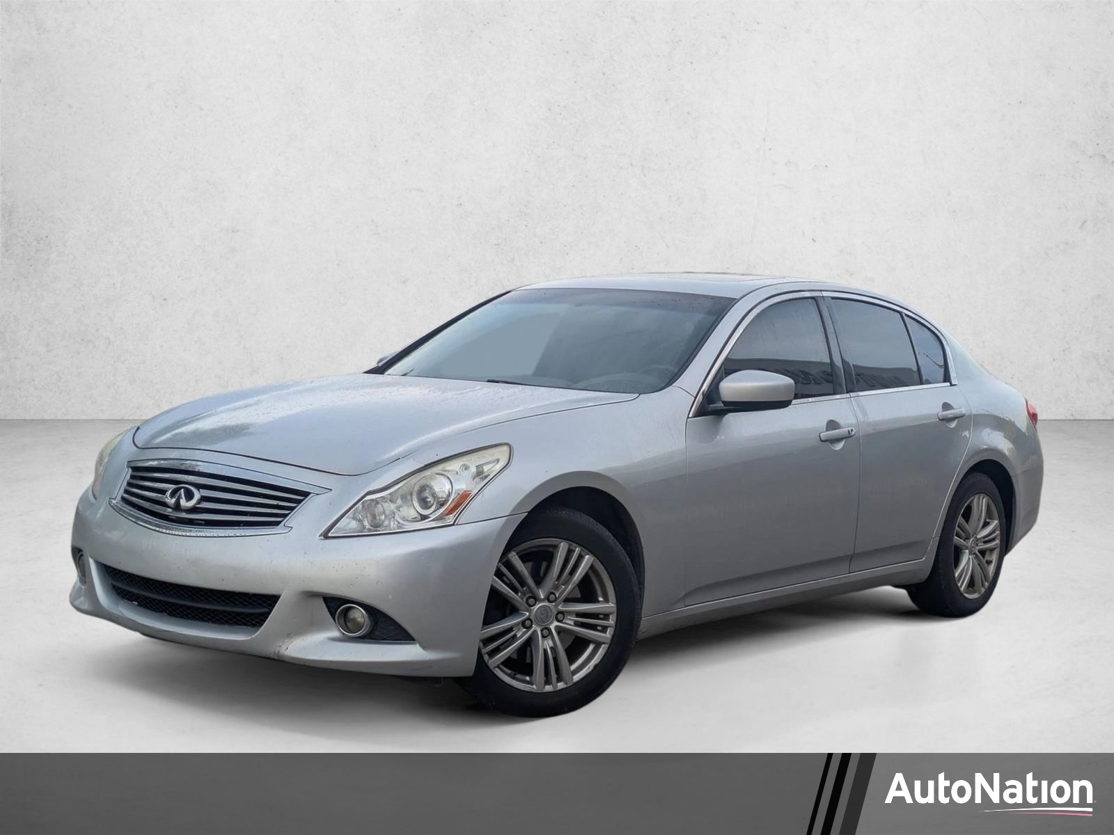 Used 2015 INFINITI Q40 Sedan