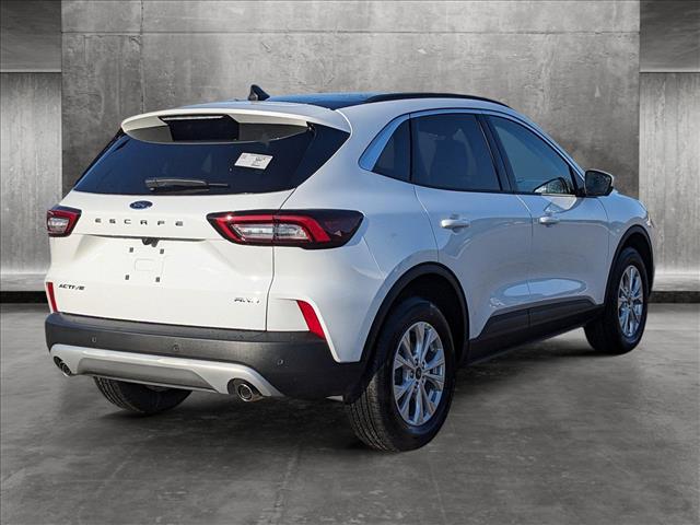 2024 Ford Escape Active photo 2