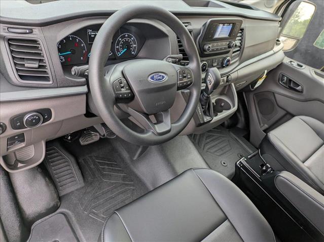 2025 Ford Transit photo 3