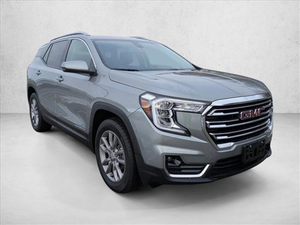 Used 2024 GMC Terrain SLT SUV