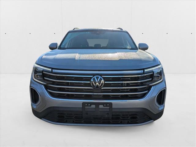 2024 Volkswagen Atlas SE Technology photo 2