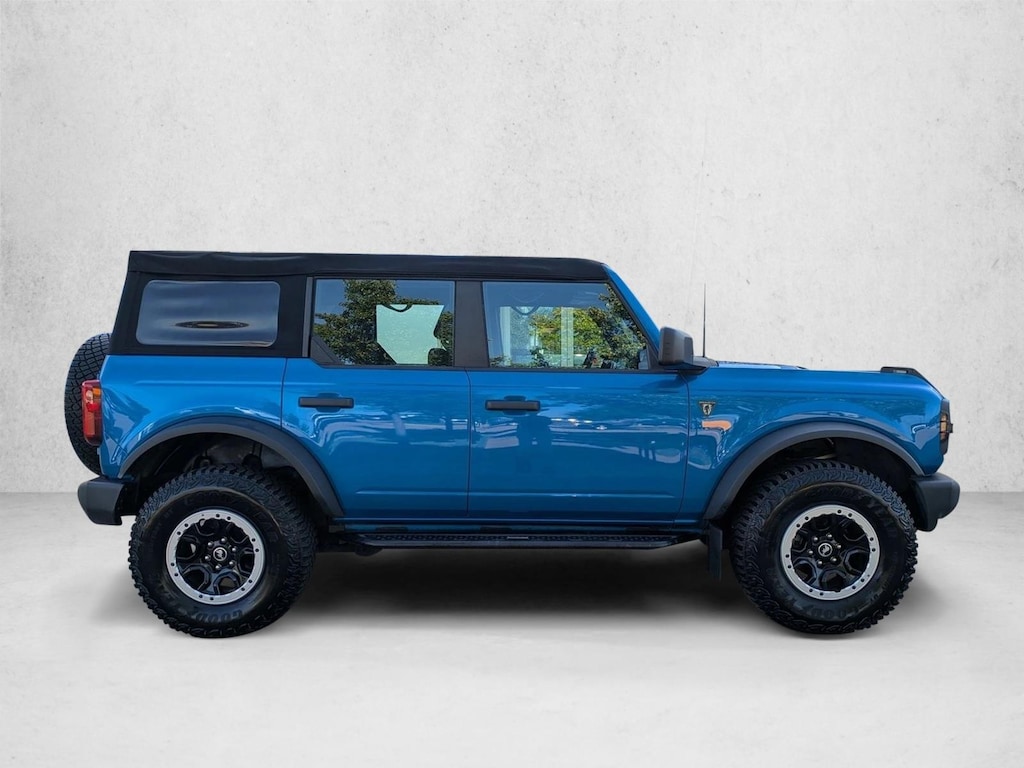 Used 2022 Ford Bronco Base SUV