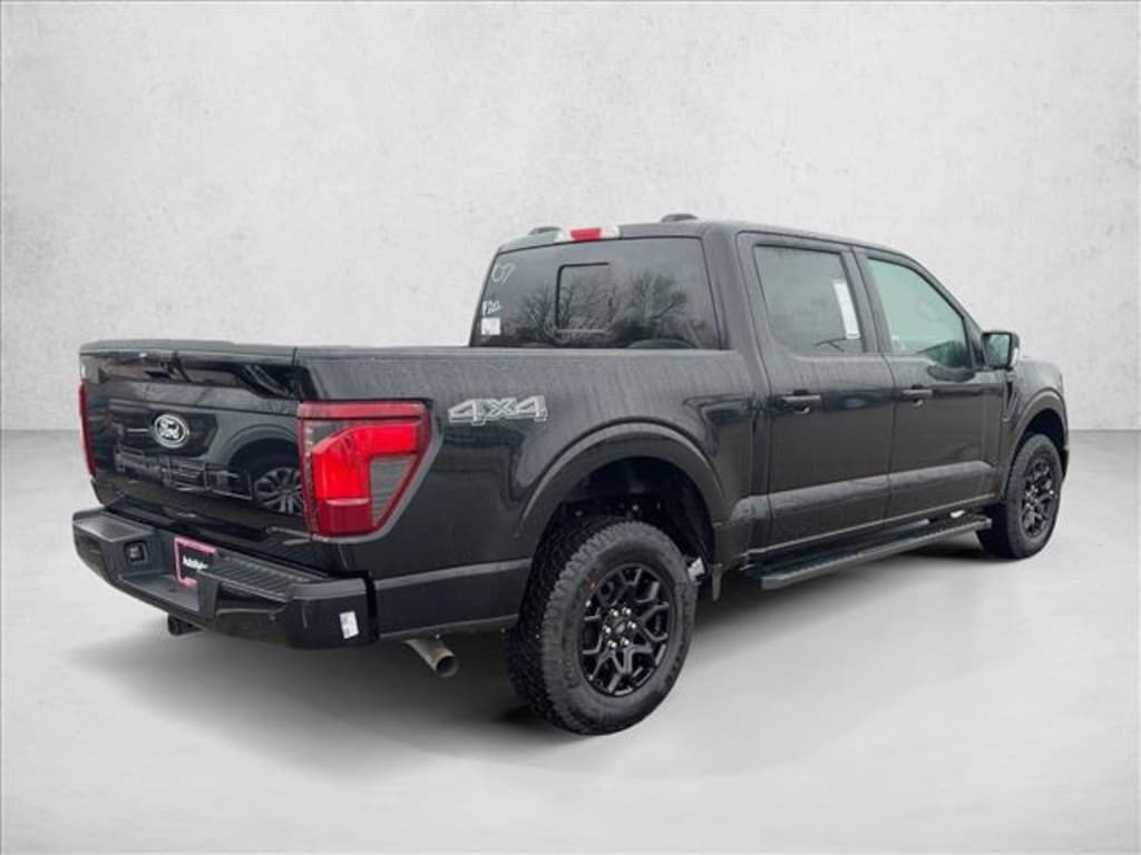New 2025 Ford F-150 XLT Truck SuperCrew Cab