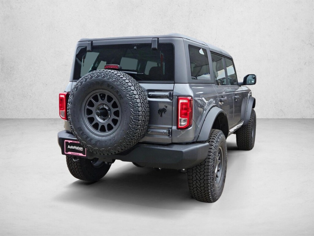 New 2026 Ford Bronco Base SUV