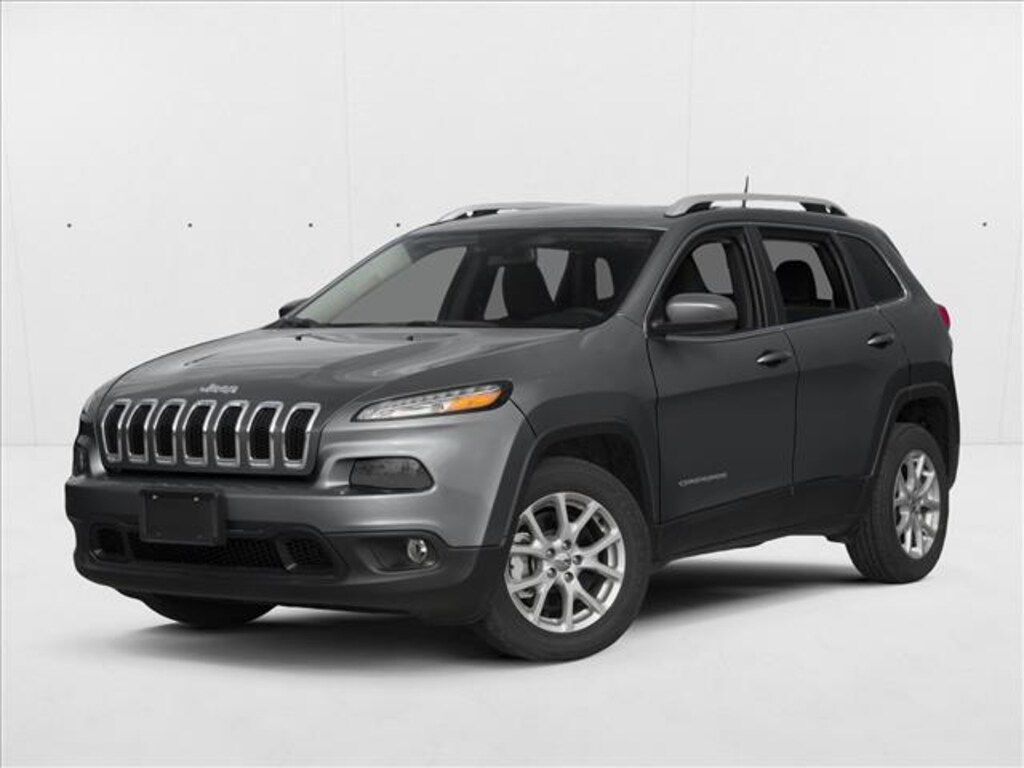 Used 2017 Jeep Cherokee Latitude SUV