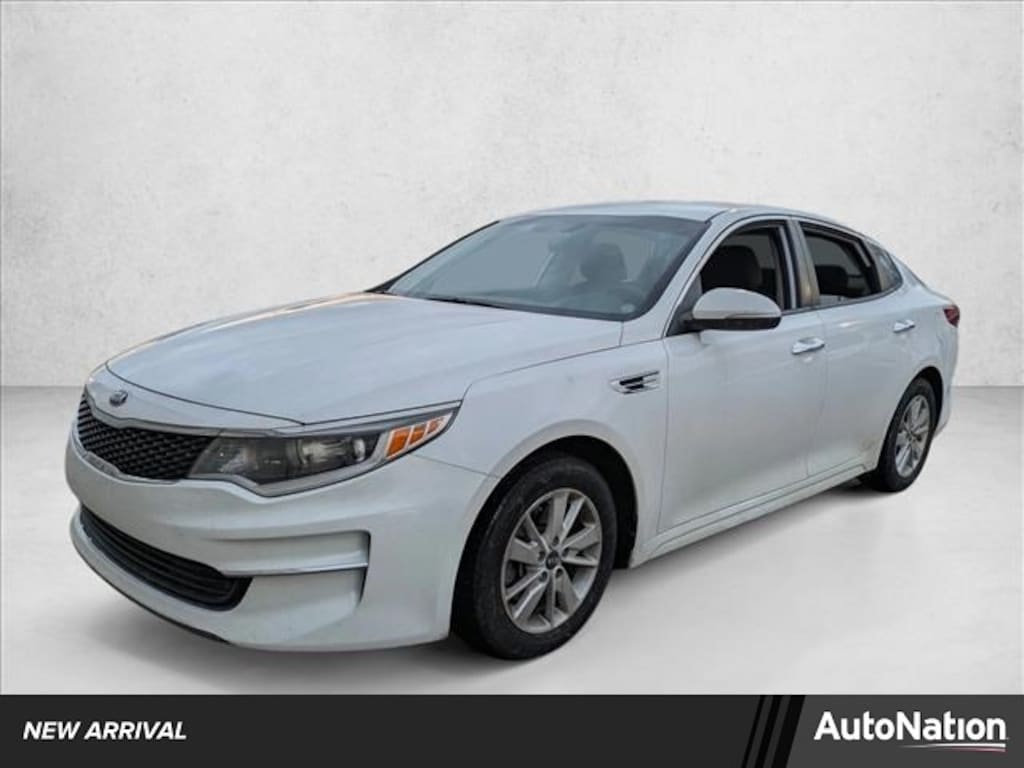 Used 2018 Kia Optima LX Sedan