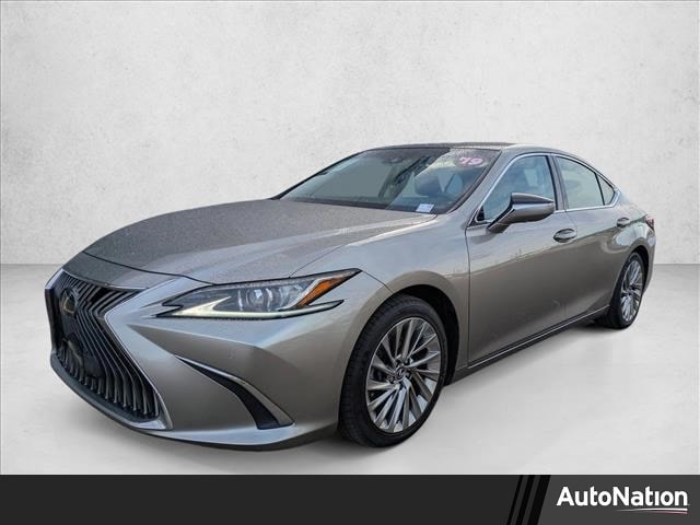 2019 Lexus ES 350 Luxury's photo