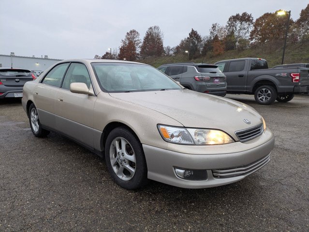 2001 Lexus ES 300 photo 3