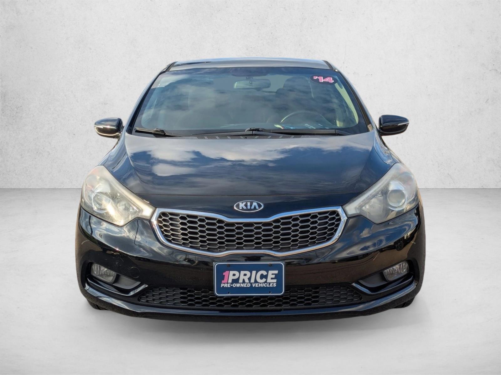 Used 2014 Kia Forte EX with VIN KNAFX4A8XE5112703 for sale in North Canton, OH